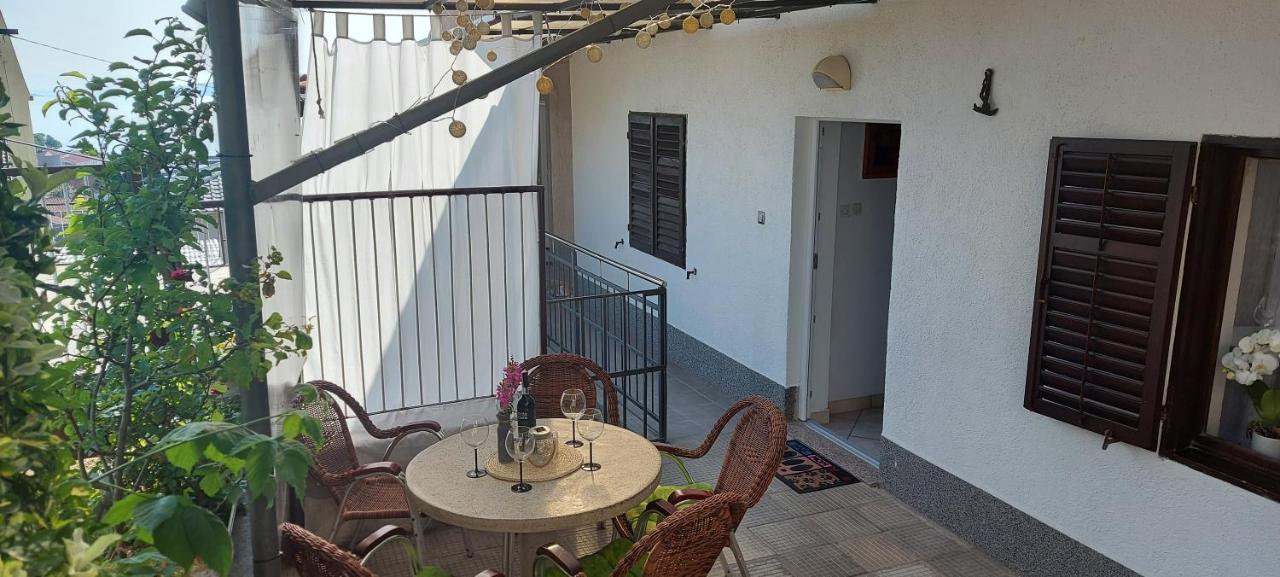 Apartment Nereo Сень Экстерьер фото